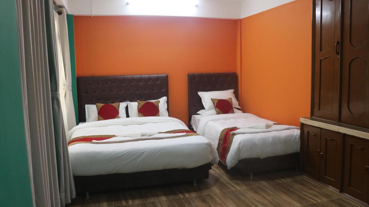 Nepalaya Home Hostel กาฐมาณฑุ ภายนอก รูปภาพ