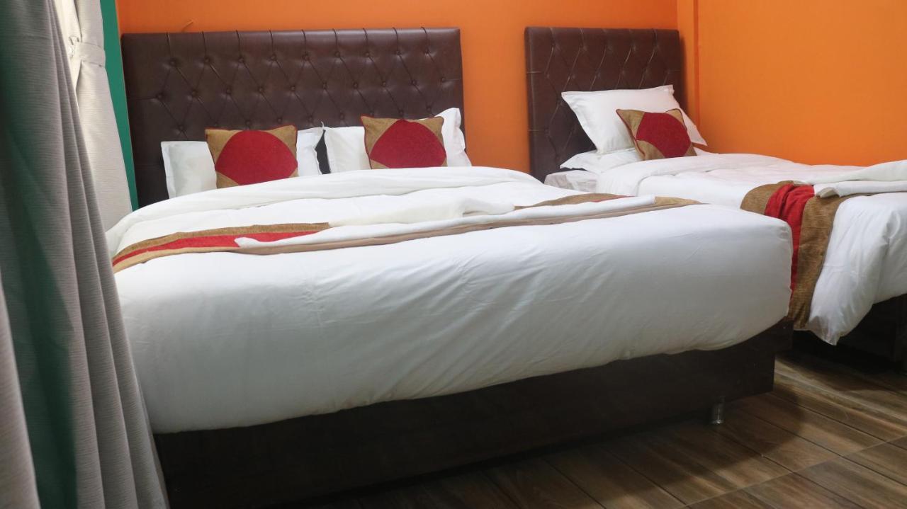 Nepalaya Home Hostel กาฐมาณฑุ ภายนอก รูปภาพ