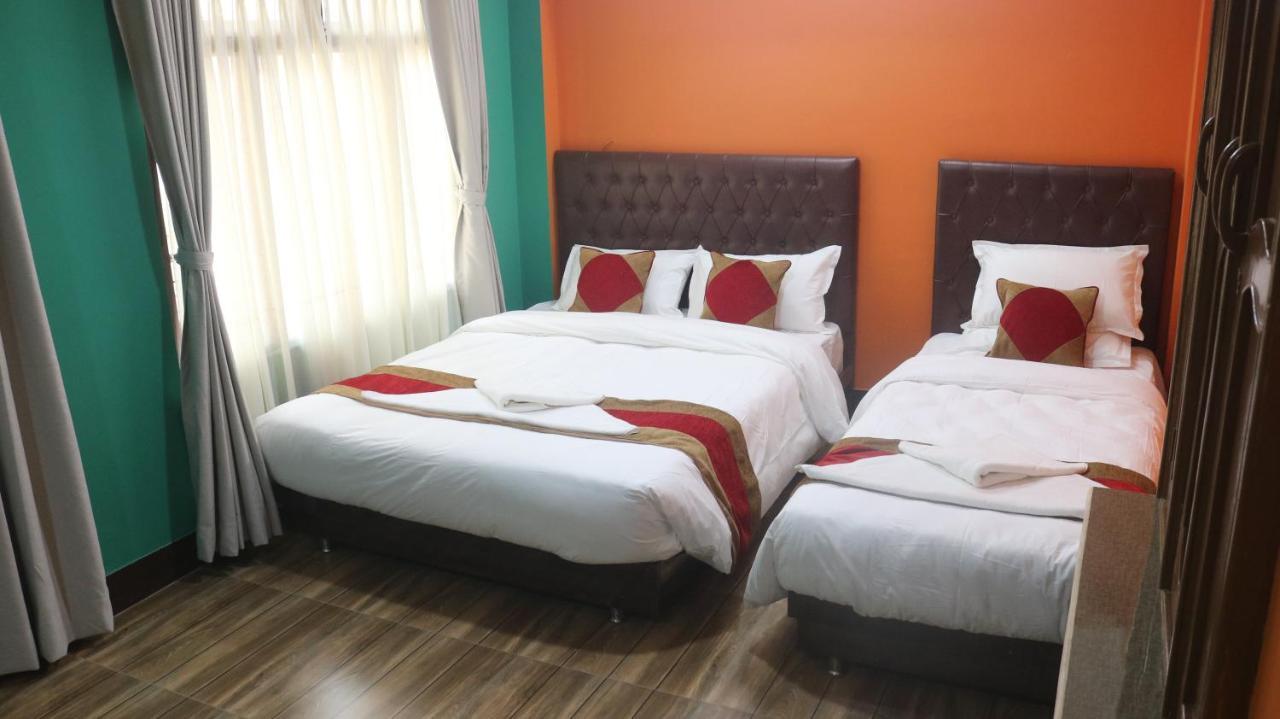 Nepalaya Home Hostel กาฐมาณฑุ ภายนอก รูปภาพ
