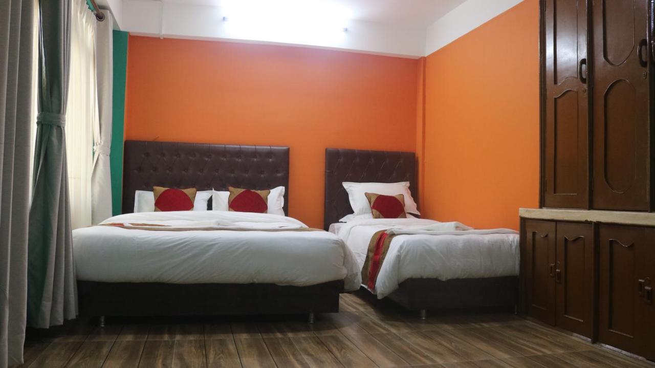 Nepalaya Home Hostel กาฐมาณฑุ ภายนอก รูปภาพ