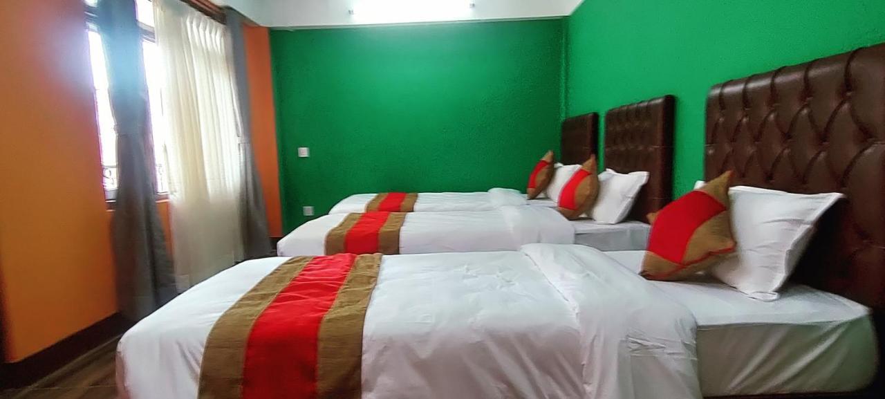 Nepalaya Home Hostel กาฐมาณฑุ ภายนอก รูปภาพ